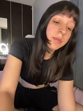 Snapshot of Sofii_unicorn chatting on 05-15-26, 12:19 Sofii unicorn online show from 05-15-26, 12:19