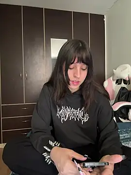 Snapshot of Sofii_unicorn chatting on 05-08-26, 06:12 Sofii unicorn online show from 05-08-26, 06:12