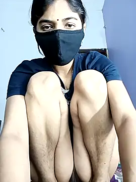 Snapshot of Curvy_Kavya chatting on 02-19-26, 07:38 Curvy Kavya online show from 02-19-26, 07:38