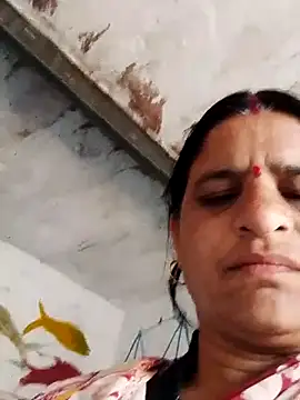 CUTE Ishpa online show from 02-06-26, 05:03