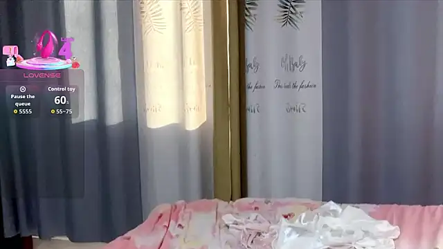 Snapshot of lisaminmin chatting on 01-10-26, 01:12 lisaminmin online show from 01-10-26, 01:12