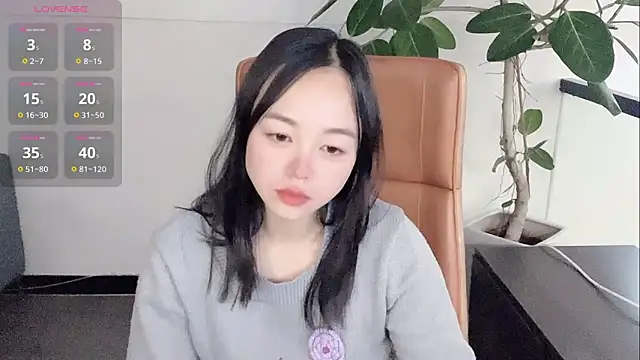 Yuer-77 online show from 02-07-26, 12:02