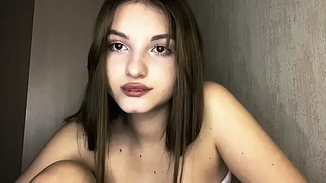 Snapshot of EmllyLighty chatting on 02-23-26, 08:37 EmllyLighty online show from 02-23-26, 08:37