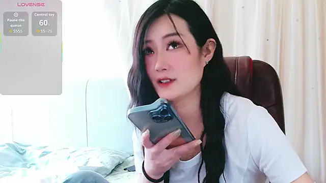 lucynan online show from 04-17-26, 08:39