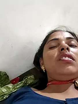 Snapshot of Mahima_rani34 chatting on 07-15-26, 11:12 Mahima rani34 online show from 07-15-26, 11:12