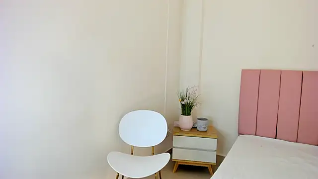 Snapshot of Luz_noxentia chatting on 05-04-26, 08:22 Luz noxentia online show from 05-04-26, 08:22