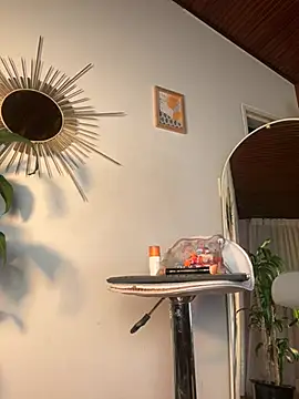  zoe bakerr online show from 06-26-26, 11:32
