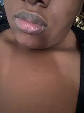 Snapshot of amorasecy chatting on 06-30-26, 01:33 amorasecy online show from 06-30-26, 01:33