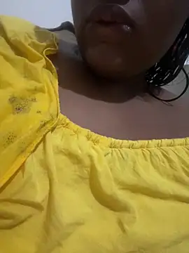 amorasecy online show from 04-11-26, 11:41