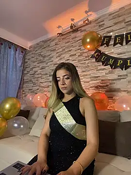 cute emmma online show from 03-24-26, 11:43