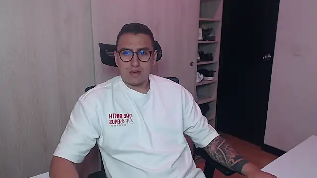 DanteVesper online show from 04-19-26, 04:02