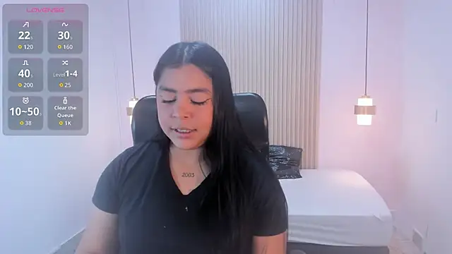 Snapshot of CelesteMoon5 chatting on 12-22-25, 08:09 CelesteMoon5 online show from 12-22-25, 08:09