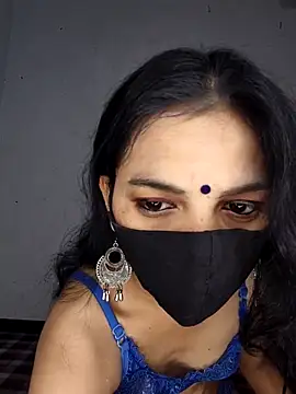 miss siya 00 online show from 04-18-26, 03:47