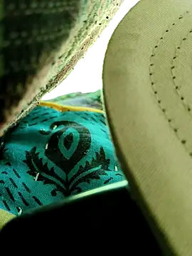 Hot2602 online show from 04-16-26, 06:03