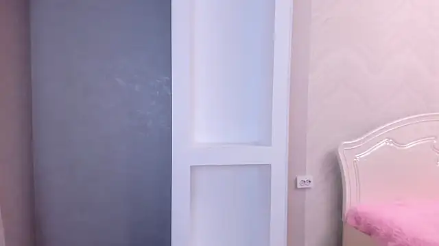 Snapshot of zyklonian chatting on 03-03-26, 08:27 zyklonian online show from 03-03-26, 08:27