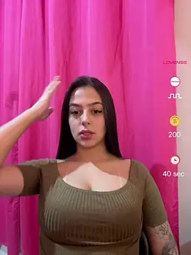 Snapshot of jujuarantes__2026 chatting on 07-11-26, 02:17 jujuarantes 2026 online show from 07-11-26, 02:17
