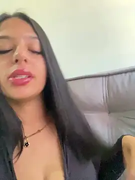 Snapshot of jujuarantes__2026 chatting on 01-12-26, 12:23 jujuarantes 2026 online show from 01-12-26, 12:23