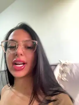 Snapshot of jujuarantes__2026 chatting on 01-18-26, 12:41 jujuarantes 2026 online show from 01-18-26, 12:41