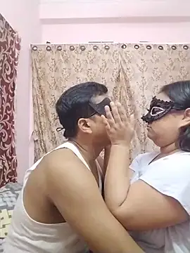Snapshot of DesiSeductress chatting on 06-04-26, 05:50 DesiSeductress online show from 06-04-26, 05:50