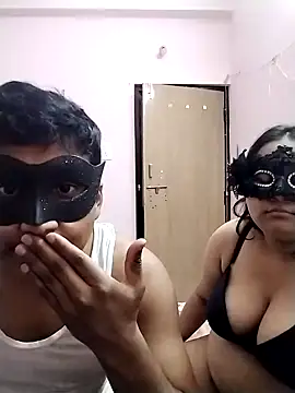 Snapshot of DesiSeductress chatting on 06-03-26, 05:28 DesiSeductress online show from 06-03-26, 05:28