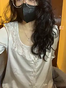 Sofiababy22 online show from 02-05-26, 12:45