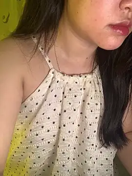 Snapshot of Sofiababy22 chatting on 06-03-26, 02:55 Sofiababy22 online show from 06-03-26, 02:55