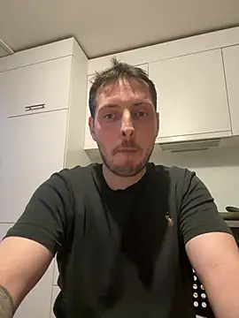 Snapshot of amateurslave chatting on 02-01-26, 06:44 amateurslave online show from 02-01-26, 06:44