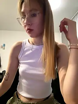 Lilpiks online show from 01-10-26, 06:09