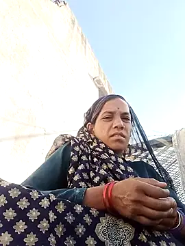 Karishma singh online show from 04-10-26, 02:18