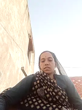 Karishma singh online show from 04-12-26, 01:42