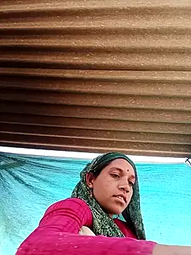 Karishma singh online show from 03-12-26, 03:23