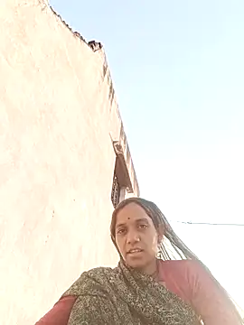 Karishma singh online show from 04-01-26, 01:30