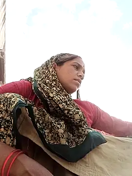 Karishma singh online show from 04-09-26, 02:24