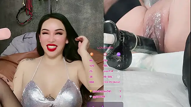 Snapshot of ladyfengyeS010 chatting on 05-05-26, 06:27 ladyfengyeS010 online show from 05-05-26, 06:27