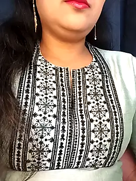 Snapshot of Deshi_bhabhi143 chatting on 02-05-26, 06:20 Deshi bhabhi143 online show from 02-05-26, 06:20