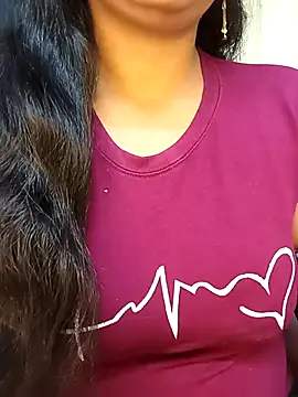 Snapshot of Deshi_bhabhi143 chatting on 02-18-26, 06:33 Deshi bhabhi143 online show from 02-18-26, 06:33