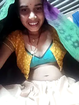 Snapshot of Fency_Love143 chatting on 01-15-26, 02:42 Fency Love143 online show from 01-15-26, 02:42