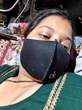 Radhacpl9528 online show from 01-17-26, 03:59