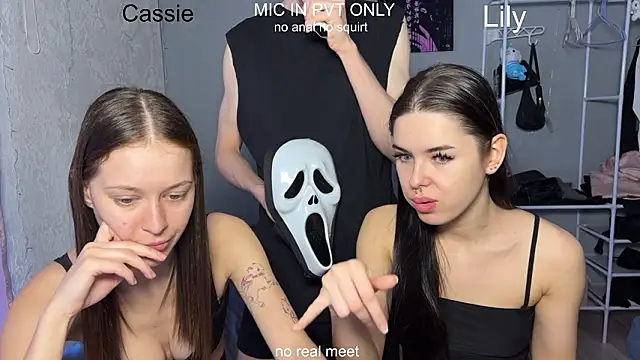 Snapshot of girls_secrets chatting on 03-24-26, 10:15 girls secrets online show from 03-24-26, 10:15