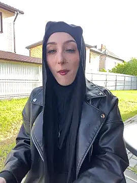 LuxBrunette  online show from 04-21-26, 05:14