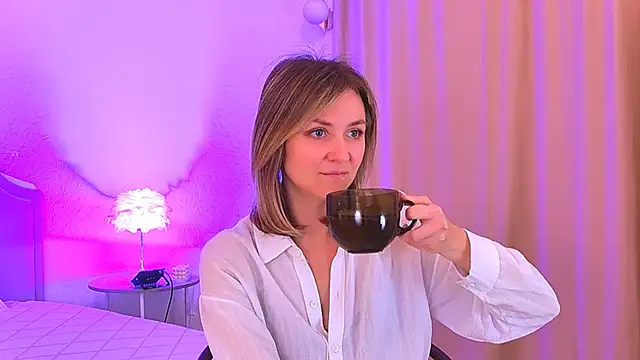 EmeraldGlow online show from 02-09-26, 02:37