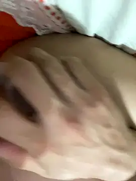 LuanTeles29 online show from 12-22-25, 04:29