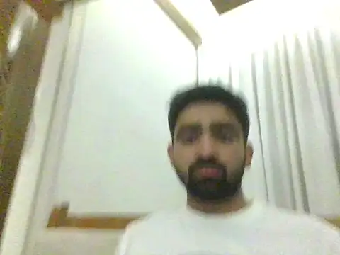 Snapshot of rajj3599 chatting on 12-22-25, 01:33 rajj3599 online show from 12-22-25, 01:33