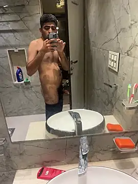 Snapshot of rajj3599 chatting on 01-10-26, 06:58 rajj3599 online show from 01-10-26, 06:58