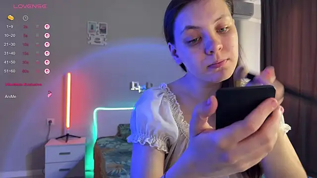 Snapshot of Katherine___Ross chatting on 05-23-26, 10:36 Katherine Ross online show from 05-23-26, 10:36