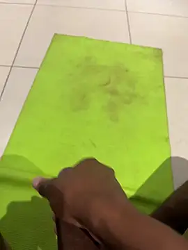 Snapshot of Daddy3rdlegx chatting on 04-03-26, 09:43 Daddy3rdlegx online show from 04-03-26, 09:43