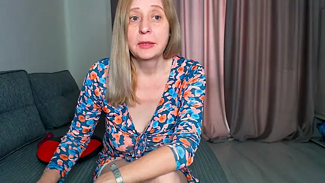 MiLenaMilf online show from 03-15-26, 06:42