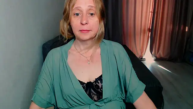 Snapshot of MiLenaMilf chatting on 05-24-26, 03:28 MiLenaMilf online show from 05-24-26, 03:28