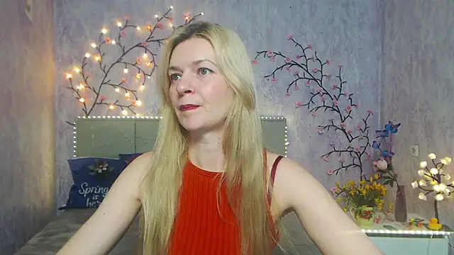 Snapshot of MelissaTyler chatting on 04-21-26, 11:50 MelissaTyler online show from 04-21-26, 11:50
