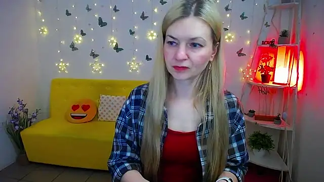 Snapshot of MelissaTyler chatting on 04-30-26, 11:28 MelissaTyler online show from 04-30-26, 11:28